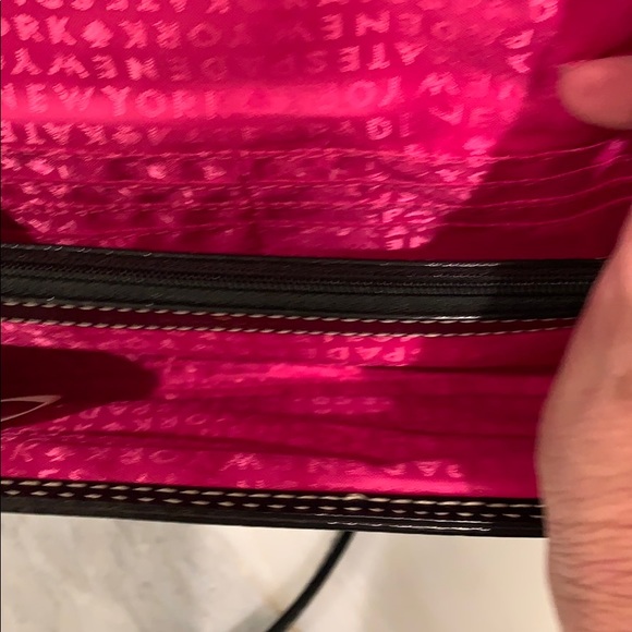 KATE SPADE CROSS BODY PURSE! - Picture 3 of 5